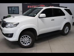 BUY TOYOTA FORTUNER 2014 2.5D-4D RB, Autobestseller