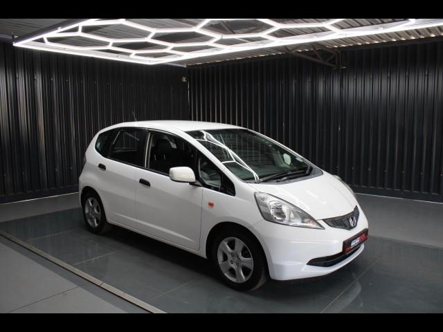 BUY HONDA JAZZ 2009 1.4I LX AUTO ONLY 160332KM, Autobestseller