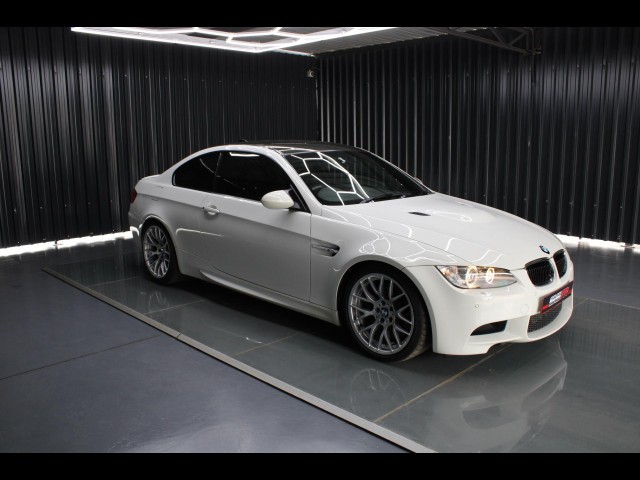BUY BMW M3 2014 COUPE M DYNAMIC M-DCT, Autobestseller