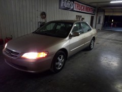 BUY HONDA ACCORD SDN 2000 4DR SDN SE AUTO, Autobestseller