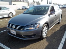 2015 VOLKSWAGEN PASSAT 4DR SDN 1.8T AUTO S PZEV 